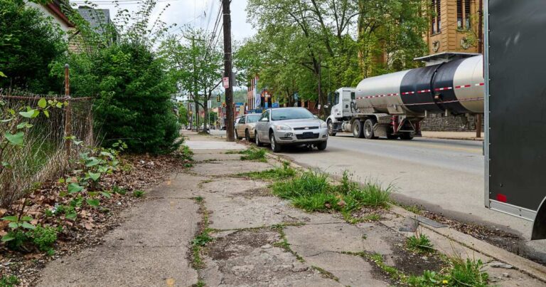 피츠버그는 폭행 된 보도를 더 많이 고치는 것을 목표로합니다
