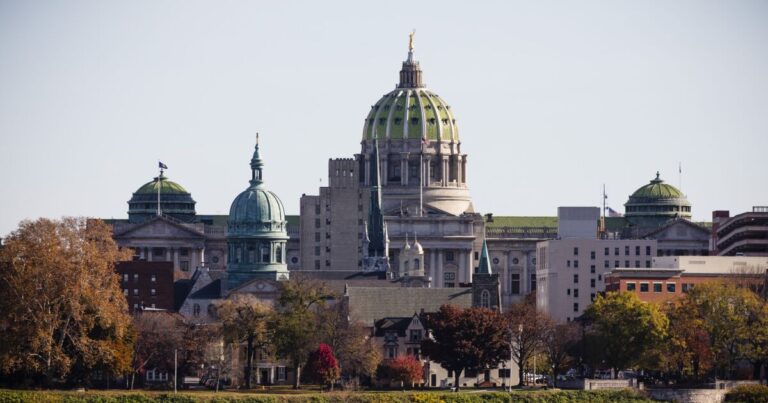 PA에 따라 특정 상품, 서비스에 대한 가격이 상승 할 수 있습니다. 국회의원은 일부 판매 세 면제를 도끼로 고려합니다.
