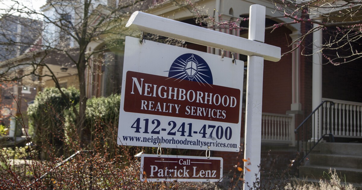 Pa에 대한 소송 요청 '심한 불균일 한'재산세 평가 시스템 변경