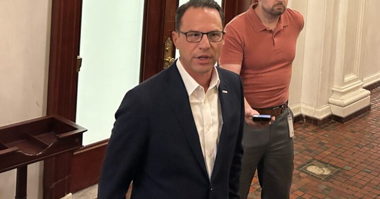 Pennsylvania House는 새로운 예산 계획을 이동하지만 주 지출 거래는 여전히 애매 모호합니다.
    


