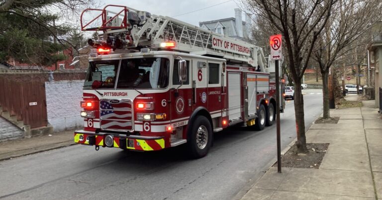 Pennsylvania 보고서 문제가 '간헐적'주 전역 911 중단이 해결되었습니다.
