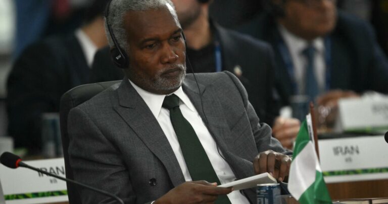 나이지리아는 그것이 우리에게서 추방자들을 받아들이지 않을 것이라고 말합니다. '우리는 우리 자신의 문제가 충분합니다.'
