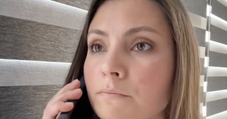 우크라이나 여배우는 백악관 비디오에서 자신을보고 응답으로 하나를 만들었습니다.
