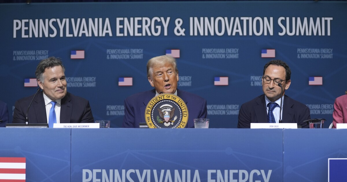 트럼프는 Carnegie Mellon University Summit 동안 AI 및 에너지 관련 투자를 출시합니다.