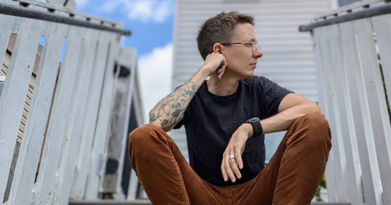 피츠버그 작가의 피해 감소 철학은 회고록을 알려줍니다
    


