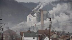 US Steel의 ‘비효과적인’ 안전 절차로 인해 2025년 치명적인 폭발이 발생했다고 연방 위원회가 결론을 내렸습니다.