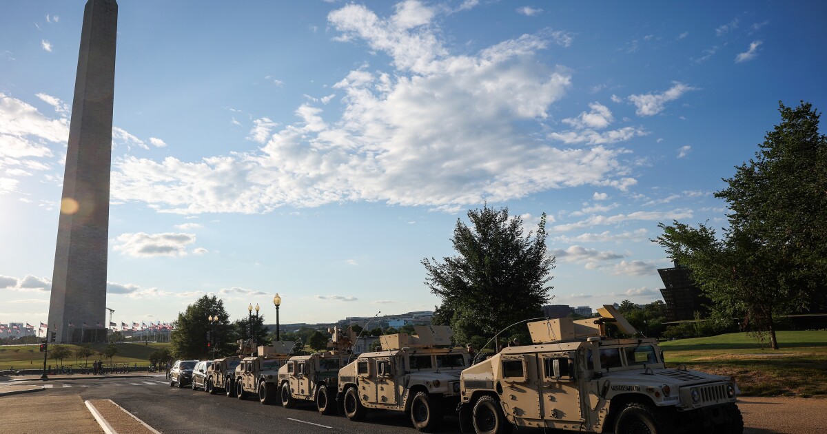6 개 주가 DC와 텍사스 국회의원들에게 군대를 보내 오늘 재 토정에 투표합니다.