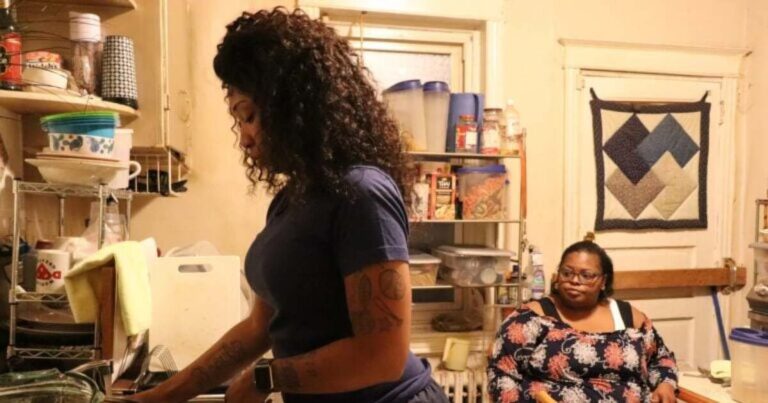 Pa. Home Health Care Agence는 임시 치료 위기를 피하기 위해 주 예산에서 $ 370m를 요구합니다.
    


