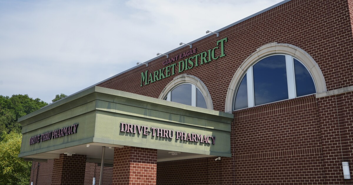 거대한 Eagle Pharmacy는 Mark Cuban의 비용과 약물 할인 프로그램에 합류합니다.