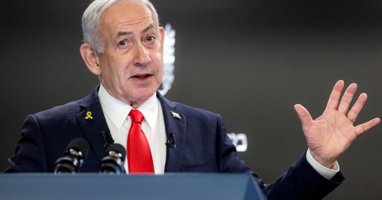 네타냐후는 전 세계 비난에도 불구하고 가자 시티를 점령하려는 이스라엘의 계획을 방어합니다.
    


