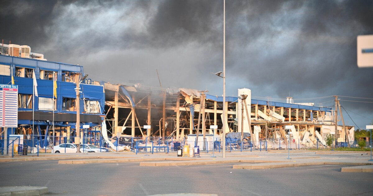 러시아 공습은 우크라이나 서부의 미국 공장을 강타했습니다