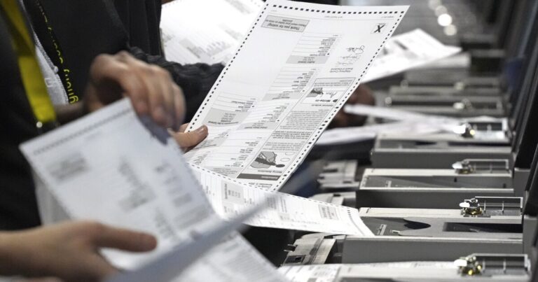 법원은 펜실베니아 명령 펜실베이니아 주일에 메일 투표를하지 말라고 명령 
    


