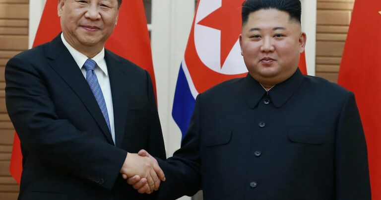 북한의 김씨는 중국 군사 퍼레이드에서 Xi와 푸틴과 만날 것입니다
    


