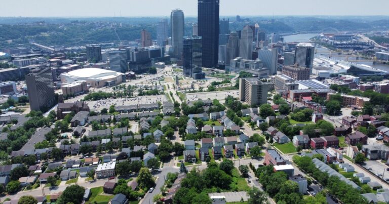 피츠버그, Allegheny County 개정 된 연방 '성소 관할권'목록이없는 County
    


