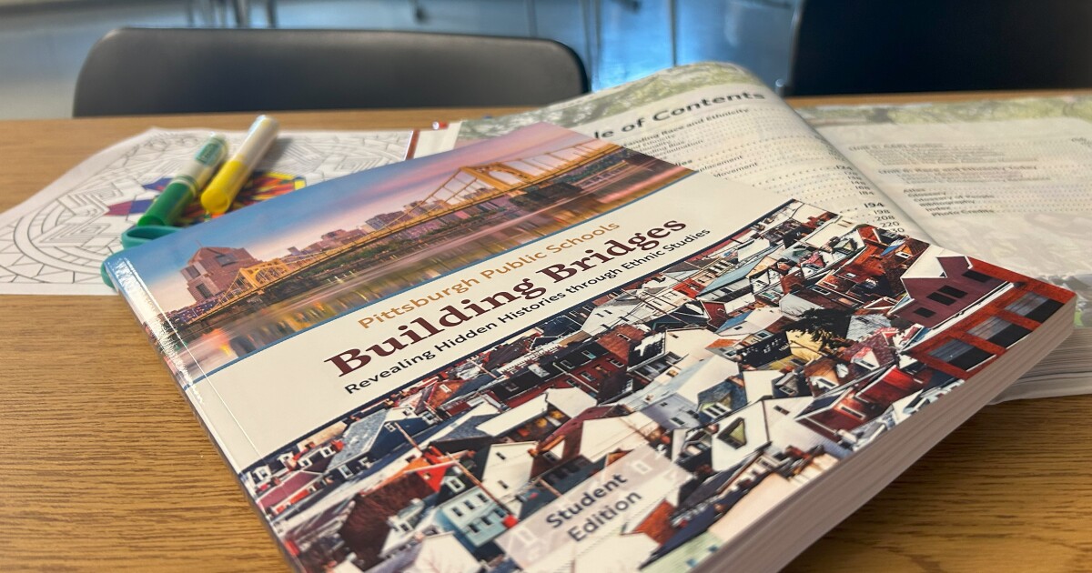 피츠버그 퍼블릭의 새로운 민족 연구 과정은 지역 역사와 정체성을 조사합니다.