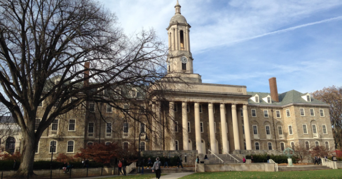 이사회 이사회 후 WPSU를 정리하는 Penn State