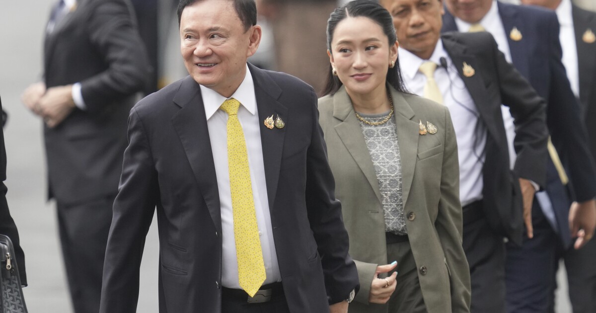 태국의 전 PM Thaksin Shinawatra, 1 년 징역형 임기