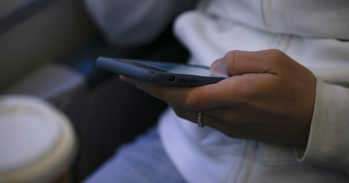 Pennsylvania는 법률 자문 핫라인을 주 전역에서 조부모 간병인에게 확장합니다