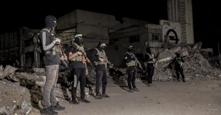 가자 지구에 필요한 것: 정부, 보안, 재건 도구
    


