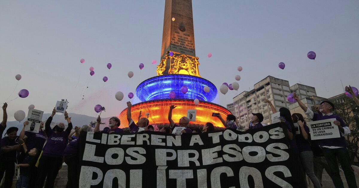 미국의 압력이 가해지면서 베네수엘라의 외국 '인질'은 불확실성이 커지고 있습니다.