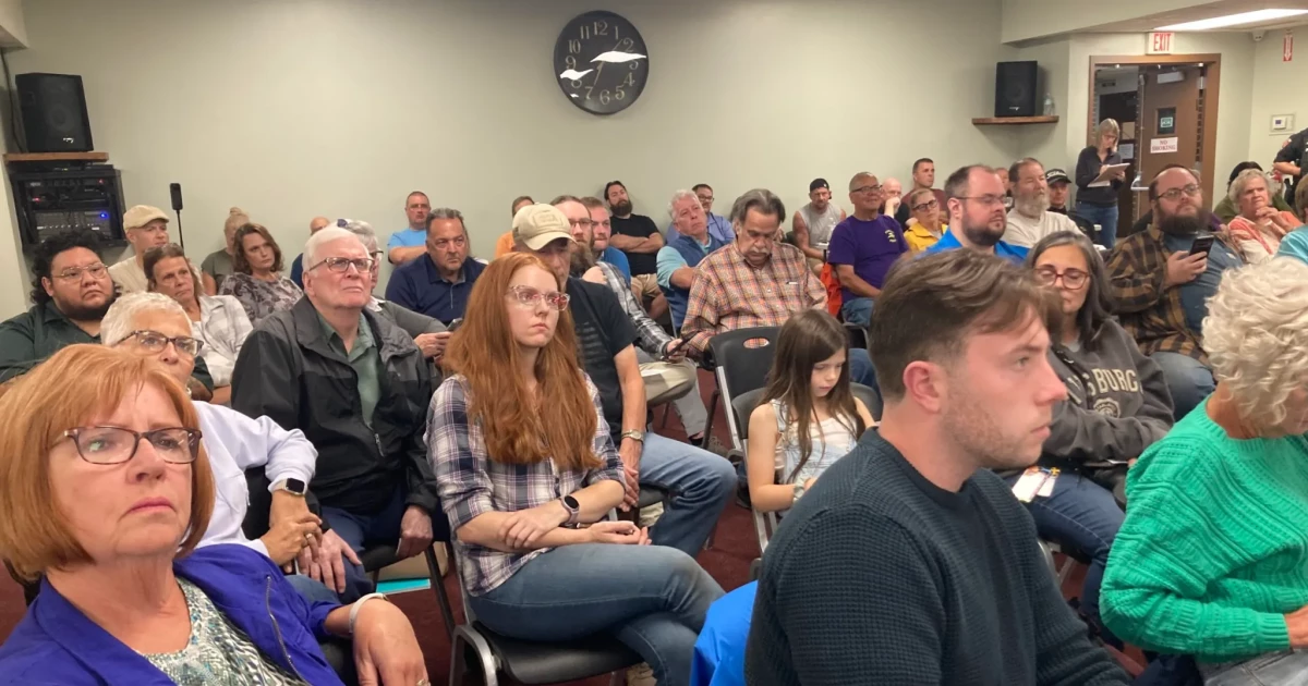 석탄 공장에서 데이터 센터까지 : Allegheny County Community Voices Concern