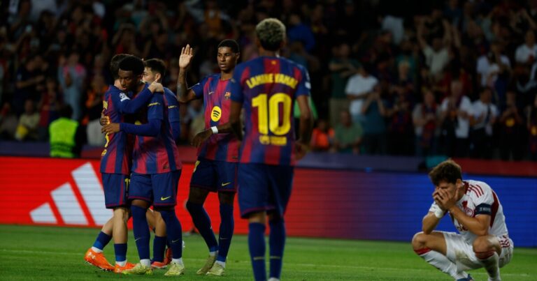 스페인 리그는 바르셀로나가 마이애미에서 정규 시즌 경기를 치르는 계획을 취소했습니다.
    


