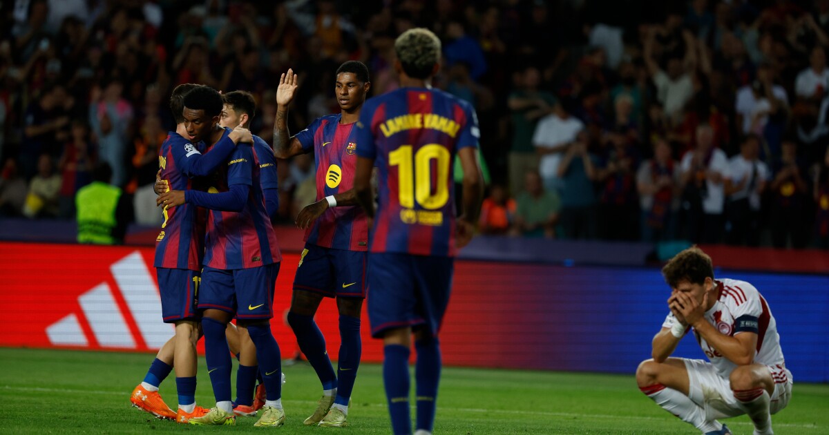 스페인 리그는 바르셀로나가 마이애미에서 정규 시즌 경기를 치르는 계획을 취소했습니다.