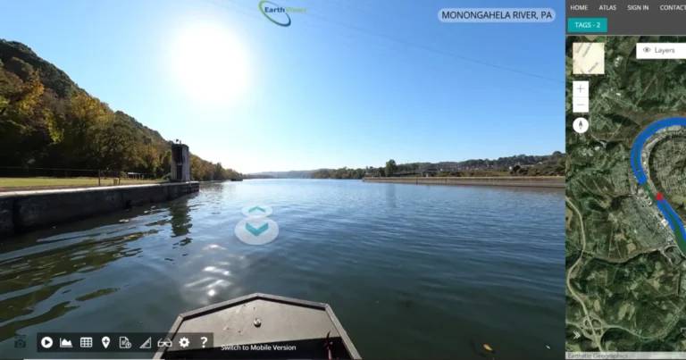 월에서 본 풍경: 강 지도 작성
    


