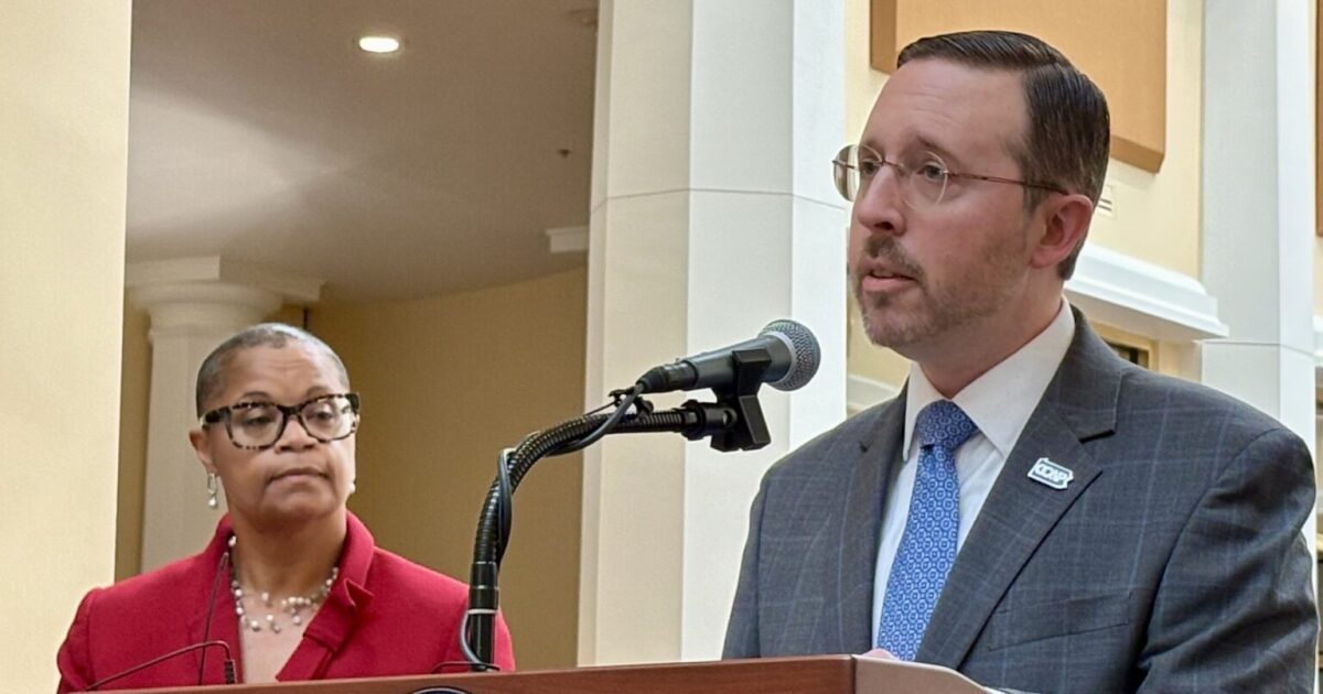 주 예산이 끝나지 않으면 서, Pa. 학군과 카운티는 프로그램 삭감에 대한 경고