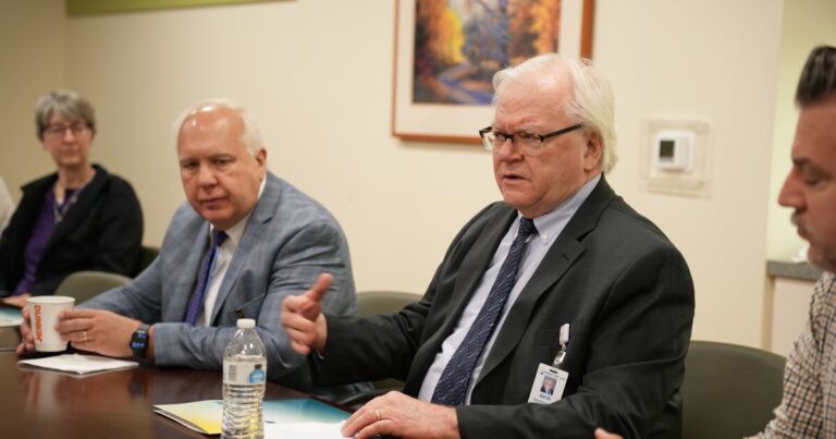 펜실베니아 지역사회 보건 센터는 의회에 ACA 보조금을 연장하기 위해 '계속 투쟁'할 것을 촉구합니다.
    


