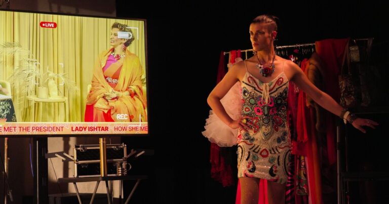 피츠버그 극단, 정치 풍자 '퍼스트레이디' 미국 초연
    


