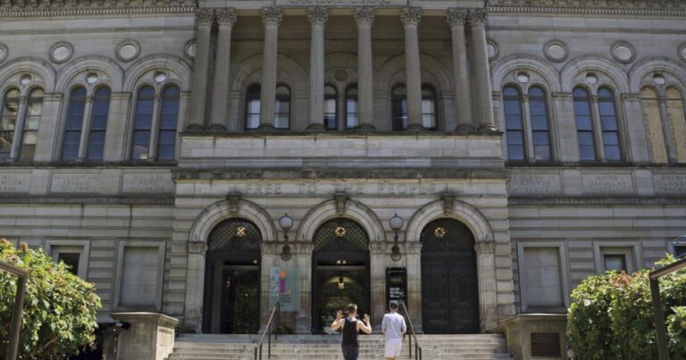 피츠버그의 카네기 도서관 이번 주말 유아 문맹 퇴치 서밋을 주최
    


