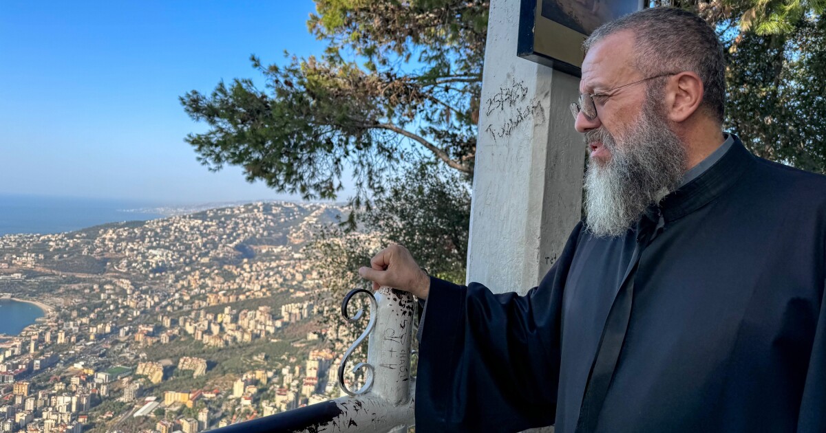 교황의 레바논 방문은 희망과 좌절을 동시에 불러일으켰습니다.