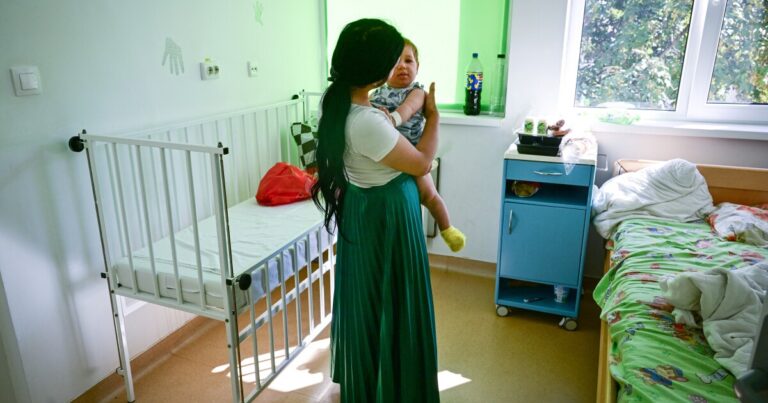 유럽 ​​국가의 홍역 투쟁이 미국에게 주는 교훈이 있습니까?
    


