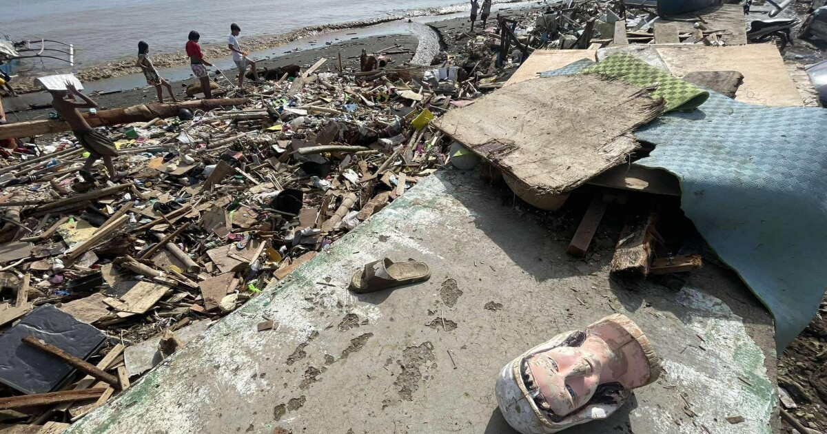 필리핀 강타한 태풍 칼매기, 베트남으로 이동