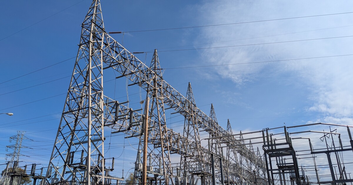 Pa.의 전력망 운영자는 2년 동안 일부 비용을 제한할 계획입니다.