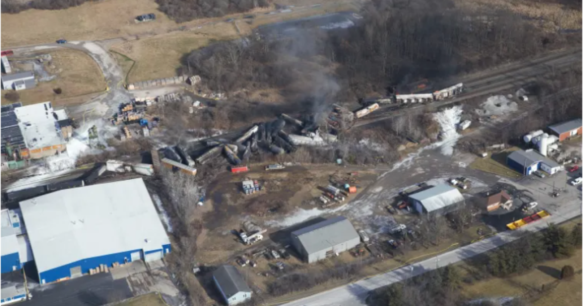 과학자들과 동팔레스타인 지도자들, 탈선 기념일에 모여 연구실 개설