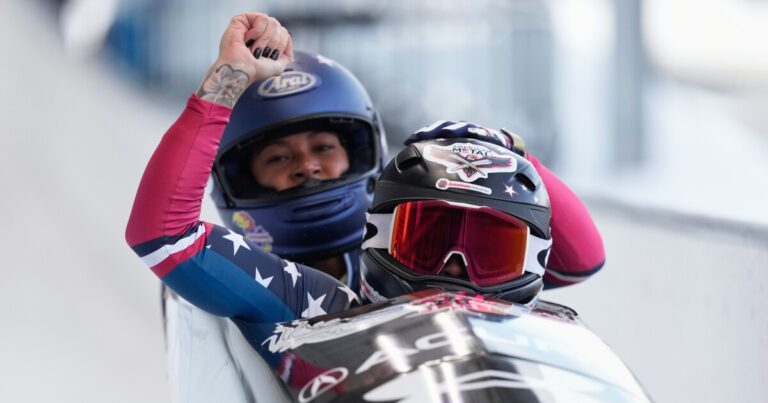 동계 올림픽에 출전하는 서부 펜실베이니아주의 하키, 봅슬레이, 스켈레톤 선수들 
    


