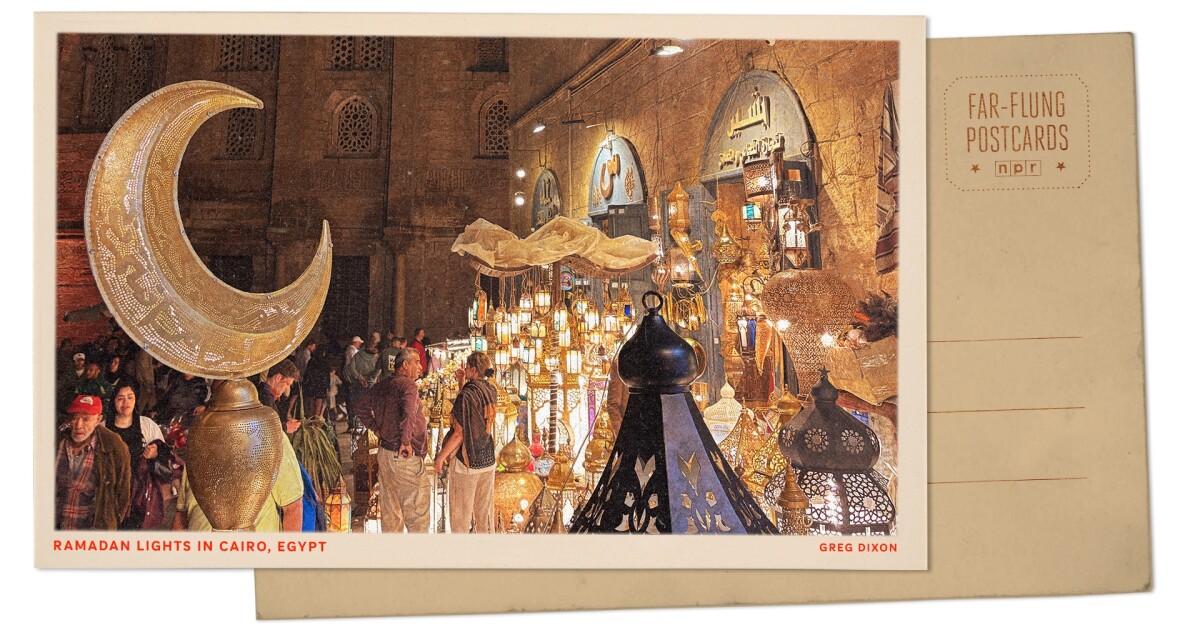 라마단 기간 동안 조명과 장식이 도시를 변화시키는 카이로에서 인사드립니다.