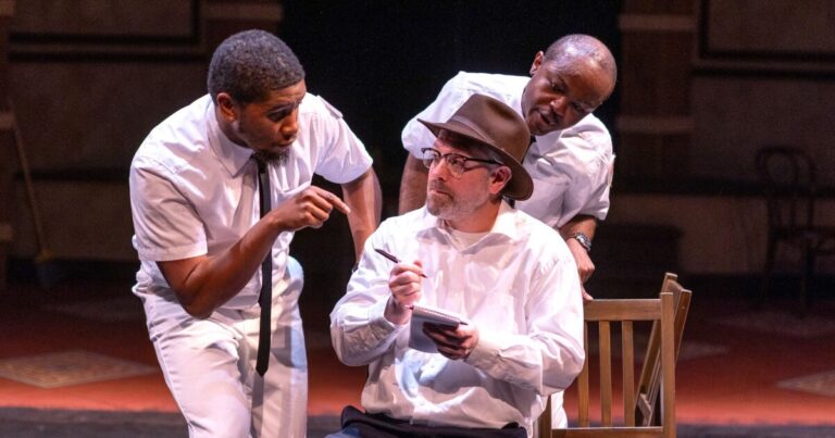 새로운 무대 연극 '프리덤 하우스'로 피츠버그의 흑인 역사를 기억하다
    


