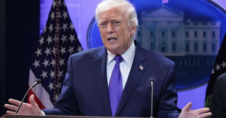 여론조사: 대부분의 사람들은 노동조합의 상태가 강하지 않고 미국의 상황이 더 나쁘다고 말합니다.
    


