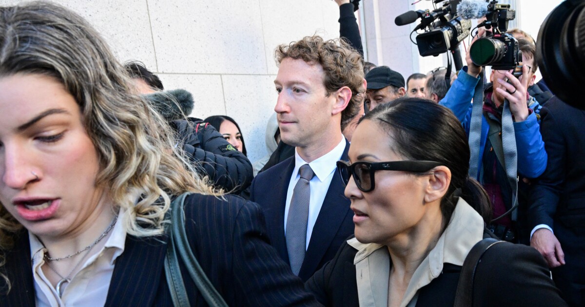 저커버그는 '10대'와 '20대'를 타겟으로 한 메타의 전략에 대해 꼬집었다.