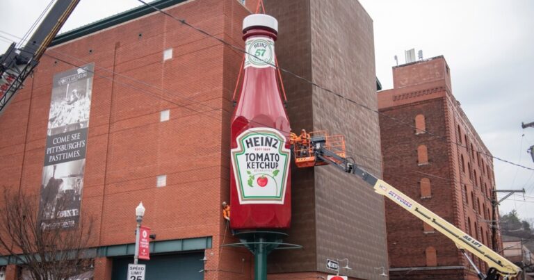 크래프트 하인즈, 2개 회사로 분할 계획 중단, 문제는 '고칠 수 있다'
    


