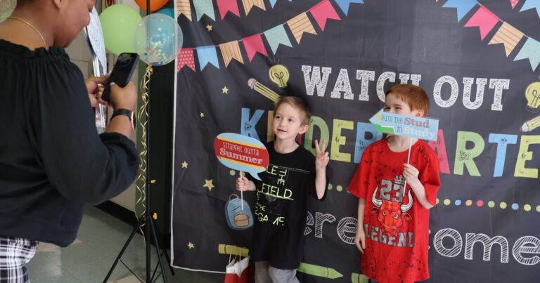 피츠버그 지역 학교 지도자들은 조기 유치원 등록이 원활한 전환의 열쇠라고 말합니다
    


