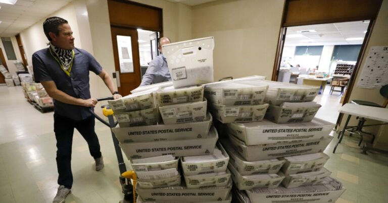 Allegheny 카운티는 5월 예비선거를 앞두고 투표용지 반환 장소와 장외 투표 장소를 승인했습니다.
    


