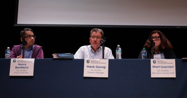 DEP는 Beaver 카운티 에탄 크래커에서 더 높은 배출 제한을 적용한 새로운 허가에 대한 Shell의 요청을 고려하고 있습니다.
    


