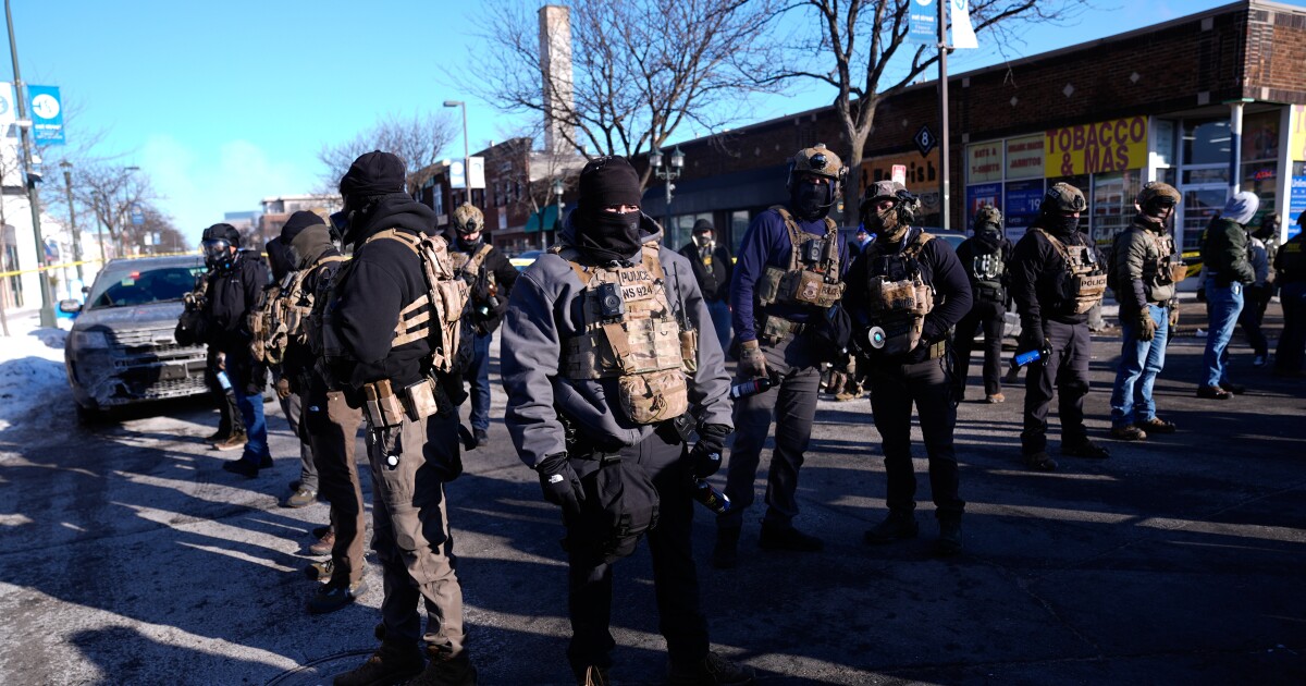 ICE 요원이 미니애폴리스에서 미국 시민을 살해한 후, 샤피로, 펜실베니아 민주당은 '권력 남용'을 비난