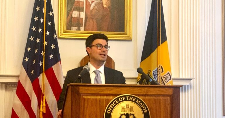 O'Connor가 제안한 피츠버그 예산 변경은 비용 상승, 우선 순위 변경을 나타냅니다.
    


