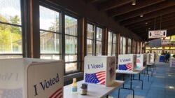 소송에 따르면 Venkat 주 하원 의원에 대한 공화당 도전자는 30 구역 거주 요건을 충족하지 않습니다.