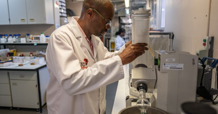 신약을 발견하기로 결심한 이 연구실은 여러분이 예상할 수 있는 곳에 있지 않습니다
    


